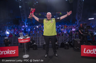UK Open 2020 winner Michael Van Gerwen defeated newly-crowned World Number 1 Gerwyn Price in the final&nbsp; (Photo: Lawrence Lustig/PDC)