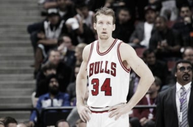 Dunleavy Jr estará lesionado dos meses