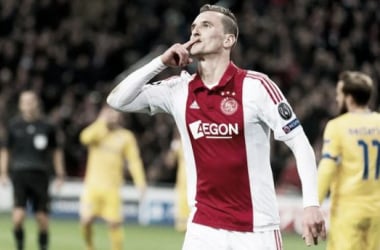 Milik makes Ajax stay permanent