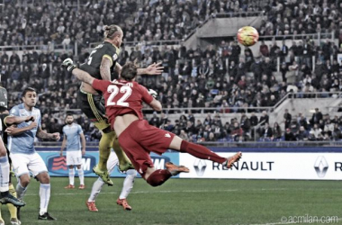 Com tranquilidade, Milan vence Lazio fora de casa