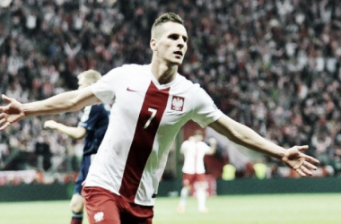 Euro 2016 - Milik sugli scudi, la Polonia vince la prima