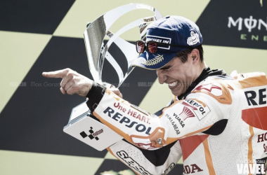 Marc Márquez recupera el liderato en Misano con un triunfo magistral