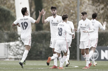 Cogido con pinzas el partido entre el Castilla y el Atlético Baleares