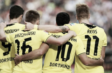 Em tarde inspirada de Mkhitaryan, Borussia vence Eintracht Frankfurt e assume liderança isolada
