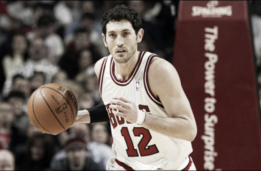 Atlanta mueve a Mack y Holiday para recibir a Hinrich