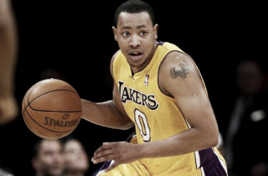 Andrew Goudelock firma con los Rockets