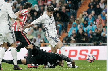 Un Morata enrachado pone líder al Real Madrid