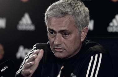 José Mourinho: &quot;Lo de Sánchez no está hecho&quot;