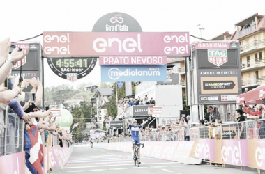Giro d'Italia, Yates si stacca a Prato Nevoso. Tappa a Schachmann