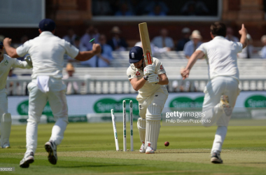 England vs Ireland, Day One: World Cup winners struggle against Test newcomers