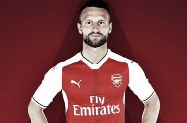 Mustafi cambia Valencia por Londres