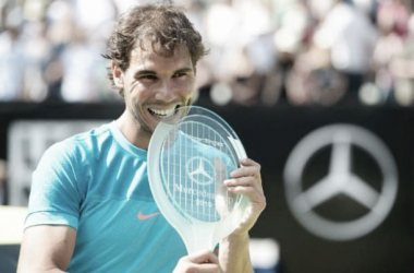 Rafael Nadal bate Viktor Troicki em Stuttgart, conquista ATP 250 e acaba com jejum de 5 anos