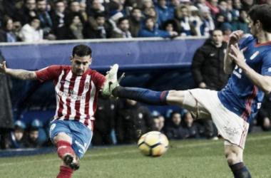 El Sporting llega prácticamente con toda la plantilla disponible