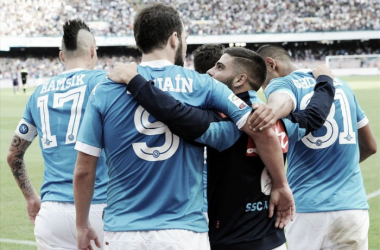 Il Napoli muove verso Torino: brividi, follia e titolarissimi per battere la Vecchia Signora