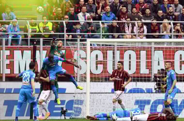 Serie A - Milan e Napoli si annullano: a San Siro finisce 0-0, può sorridere la Juventus