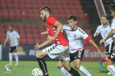 El Nàstic da por bueno un punto que sabe a tres ante el Albacete