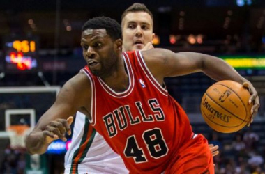 Chicago Bulls Re-Sign Nazr Mohammed