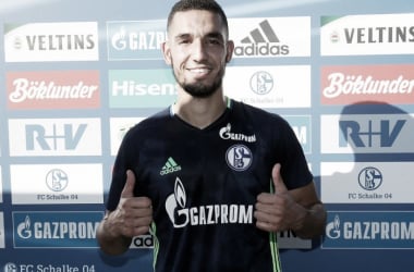 Nabil Bentaleb completes Schalke switch