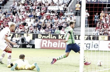 1. FC Köln 1-1 VfL Wolfsburg: Bendtner earns a point after stellar show from Casteels