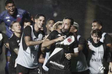 Vasco vence Portuguesa em jogo equilibrado e segue líder no RJ