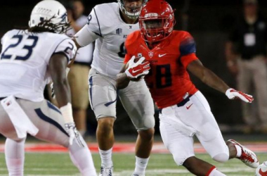 Arizona Holds Off Nevada 35-28