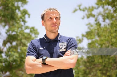 Phil Neville in a tough position