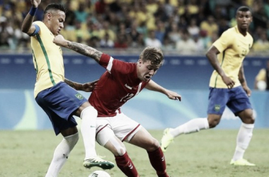 Neymar Jr. y Rafinha avanzan con Brasil a cuartos de final de los Juegos Olímpicos