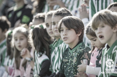 El Betis promueve la lectura en el Benito Villamarín