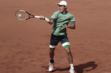 Nishikori elimina Khachanov em partida de quase quatro horas em Roland Garros