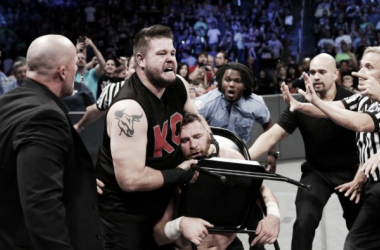 Tensión al limite entre Kevin Owens y Shane McMahon