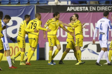 El Real Oviedo araña un punto en Butarque