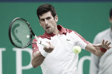 Djokovic da una lección a Zverev y vuelve al número dos del mundo