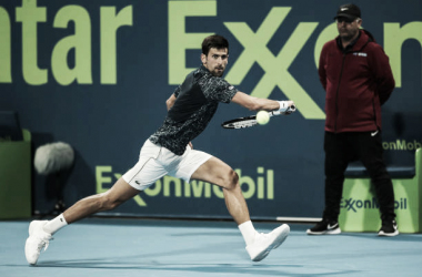 Djokovic se cita con Bautista en las semis de Doha