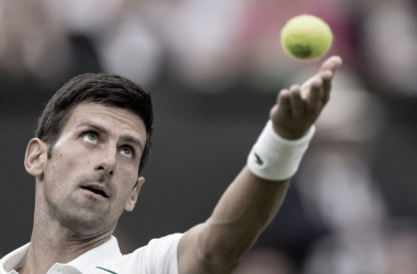 Wimbledon: Djokovic empieza bien la defensa del título