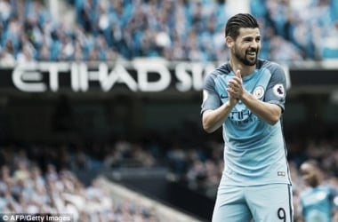 Nolito: &quot;Le debo mucho a Luis Enrique, pero es un placer jugar con Silva, Agüero o Sterling&quot;