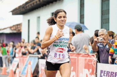 Atletas costarricenses destacaron en el Maratón de Miami