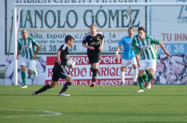 Atlético Sanluqueño 0-1 Balompédica Linense: los albinegros se llevan los tres puntos de El Palmar