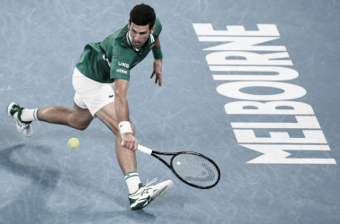 Novak Djokovic domina a Jeremy Chardy