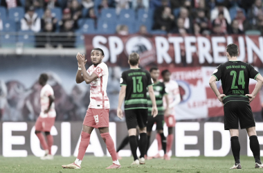 RB Leipzig vira e goleia Greuther Furth na busca pela reabilitação