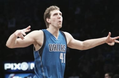 Resumen NBA: Nowitzki sigue haciendo historia; Westbrook y Harden quieren el MVP