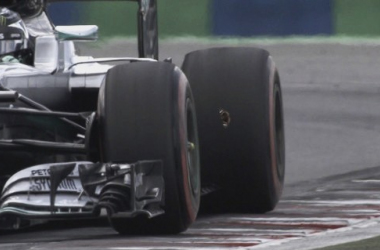 Hungarian GP: Advantage Rosberg as Hamilton crashes in FP2