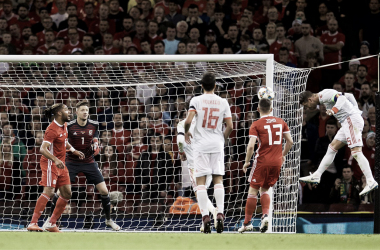 La Roja conquista Cardiff con nuevas certezas