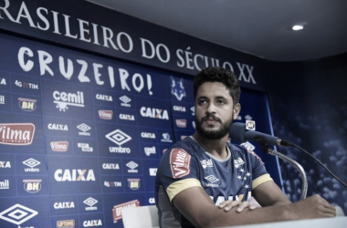 Zagueiro Léo fala sobre estreia do Cruzeiro no Brasileirão e exalta qualidade de Dedé