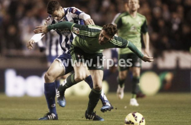 Sergi Gómez, baja por sanción contra el Elche