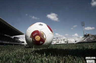 FC Cartagena - UCAM Murcia CF: ganar para evitar las alarmas