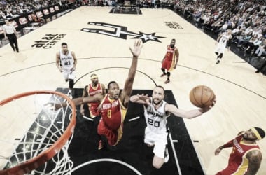 Resumen NBA: San Antonio asusta y Chicago pierde la tercera plaza del Este