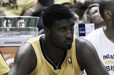 Hibbert pone la otra mejilla