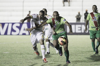 Salgueiro e Criciúma fazem jogo de poucas emoções e não saem do zero