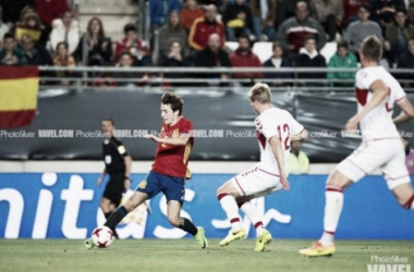 Odriozola, Aduriz y Jonathan Viera, llamados a filas