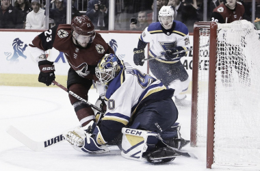 Arizona Coyotes dominate St. Louis Blues